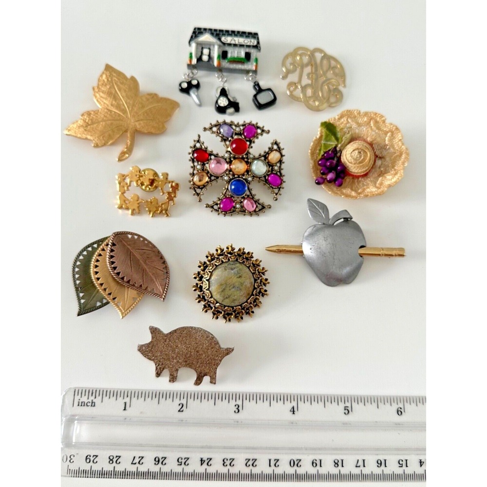 Brooch Lot Pig Apple Leaf Straw hat Salon Gold Tone Mixed Stunning Set of 10 - Picture 7 of 9
